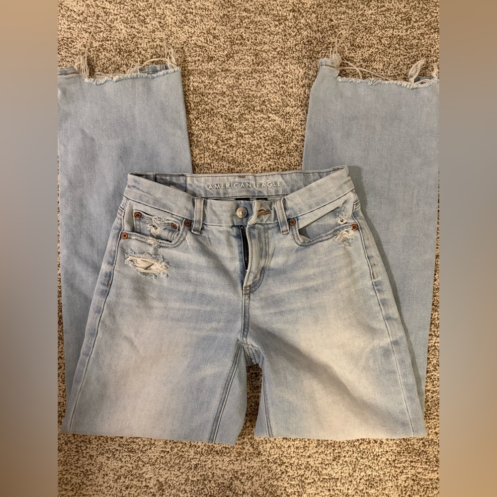 American Eagle Distressed Curvy Straight Jeans